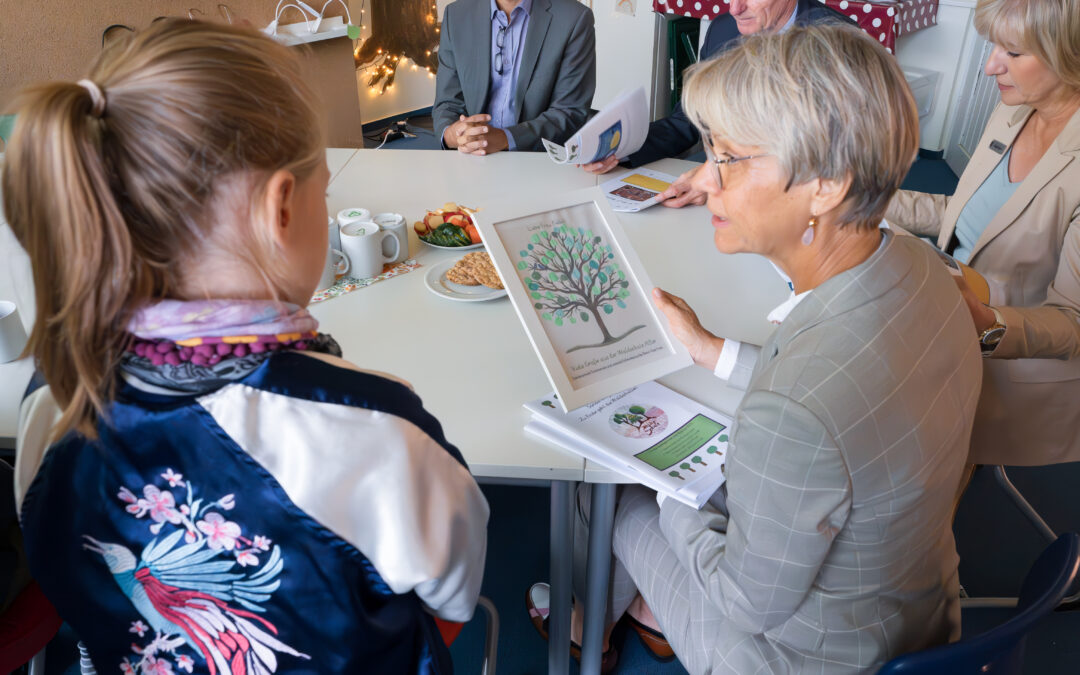 Hoher Besuch – die Schulministerin in der Waldschule Alfter!