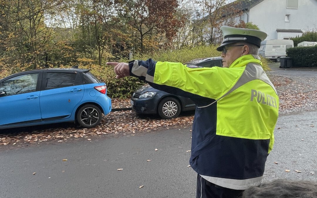 Ein spannender Tag mit der Polizei – Verkehrserziehung an der Waldschule