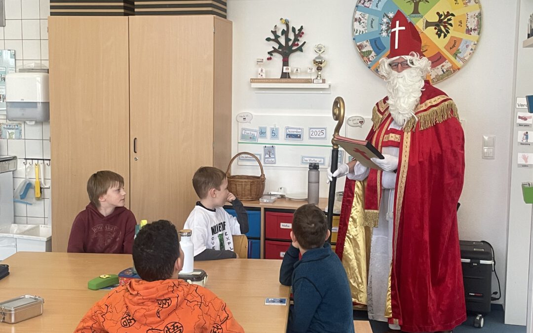 Der Nikolaus zu Besuch am Standort Alfter